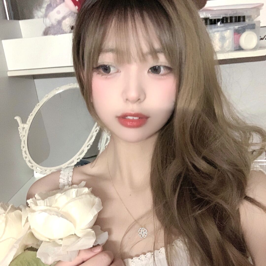 《暗巷调解员》海报