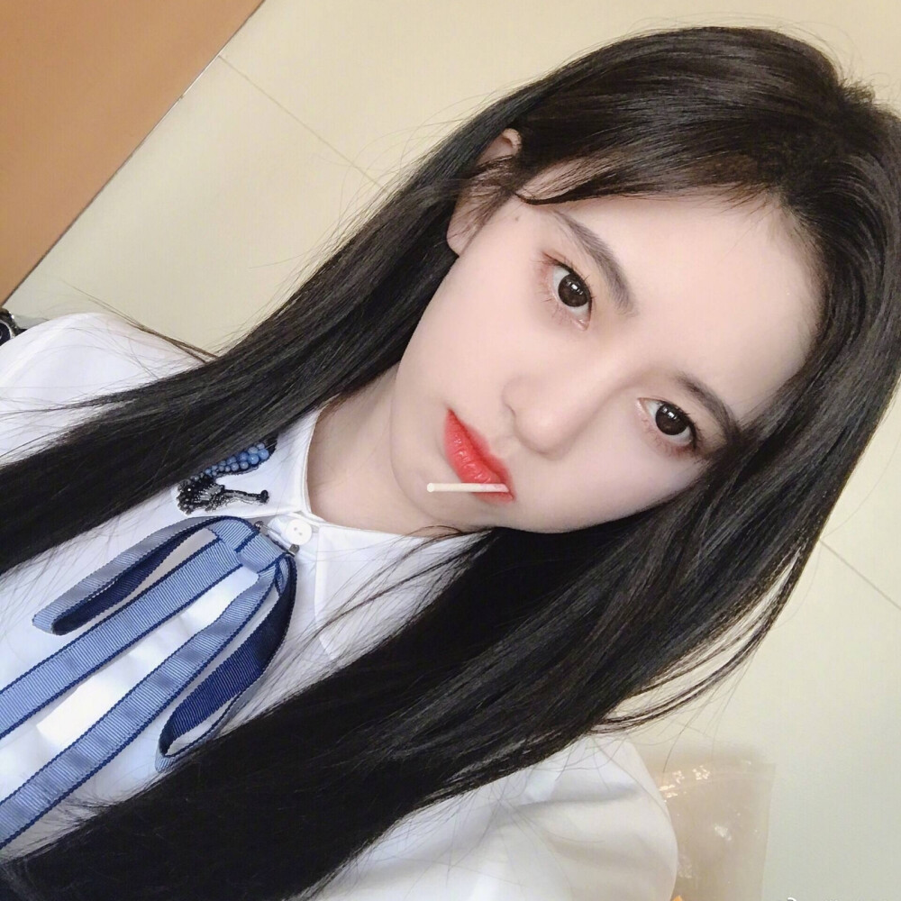 《双面主妇》海报